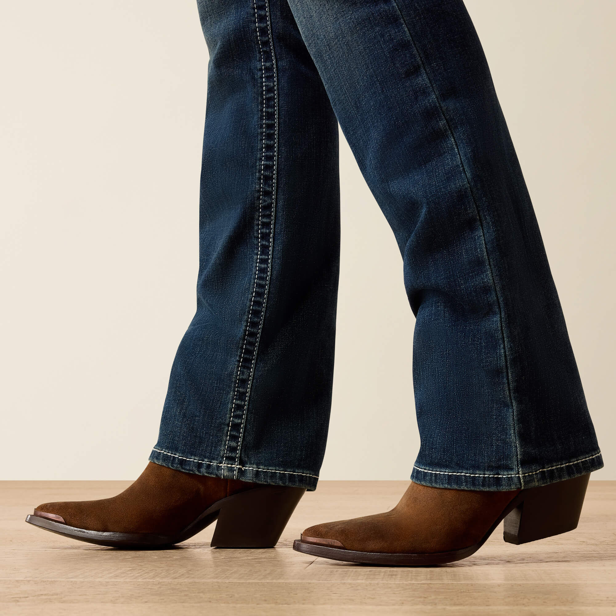 Women|Trends R.E.A.L. Mid Rise Stretch Icon Stackable Straight Leg Jean | Ariat Discount
