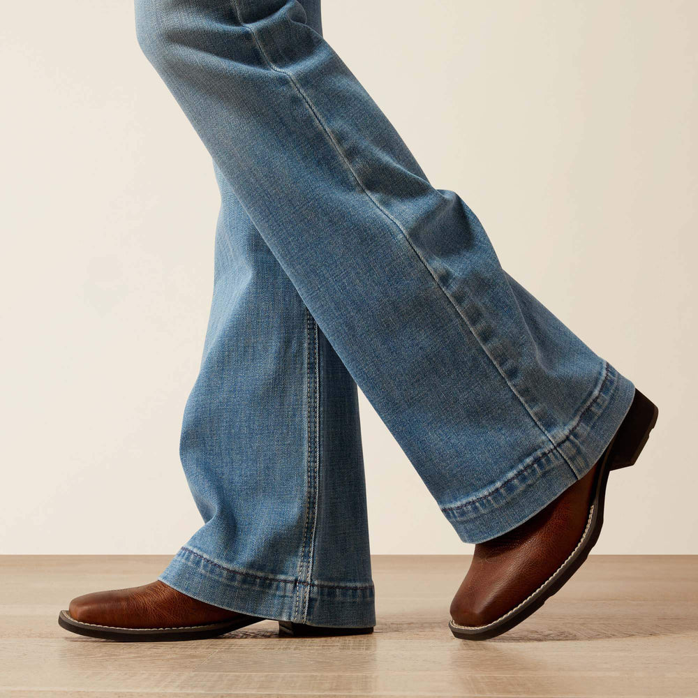 Women|Trends Mid Rise Giovana Leg Slim Trouser Jeans | Ariat Online