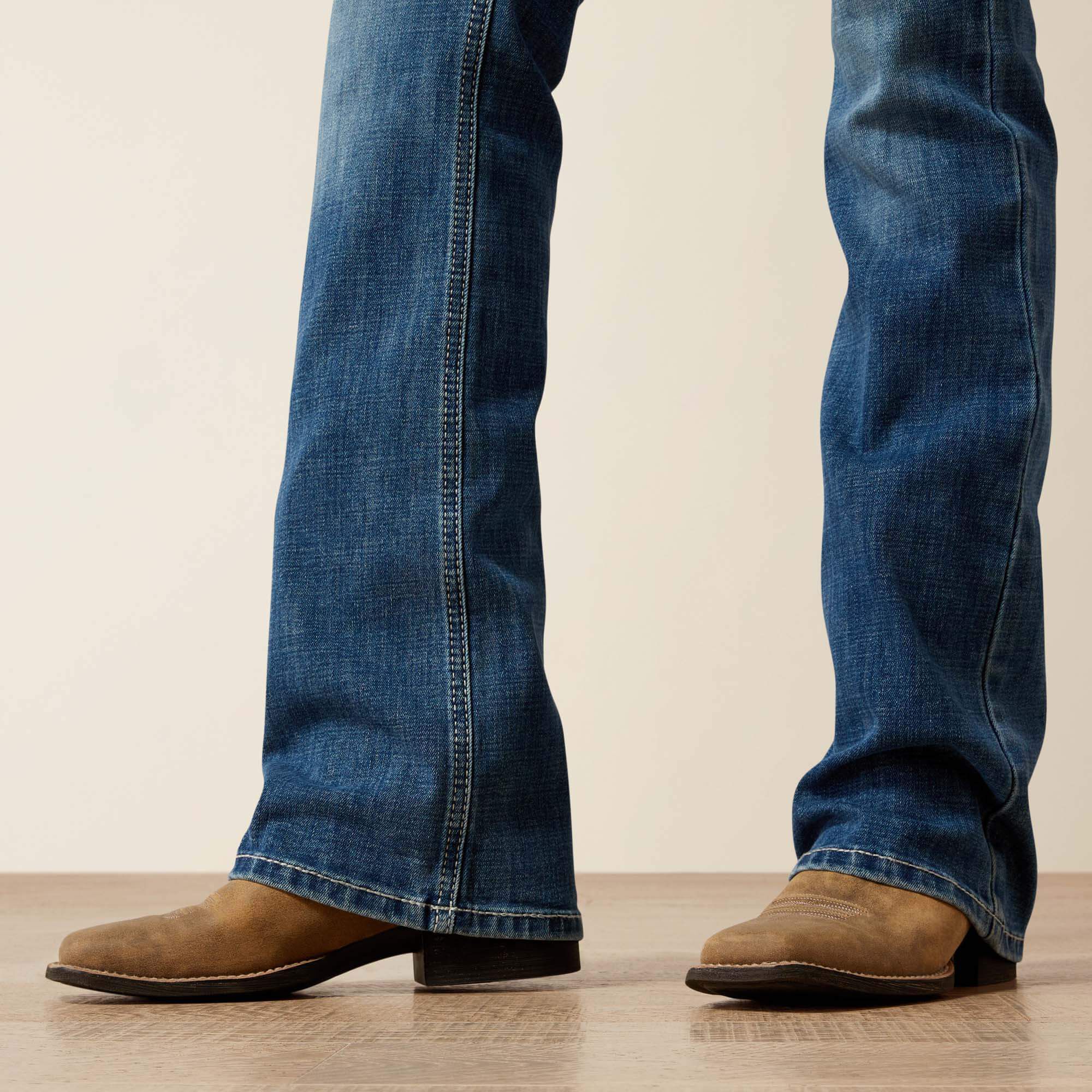 Women|Trends Mid Rise Aisha Boot Cut Jean | Ariat on sale