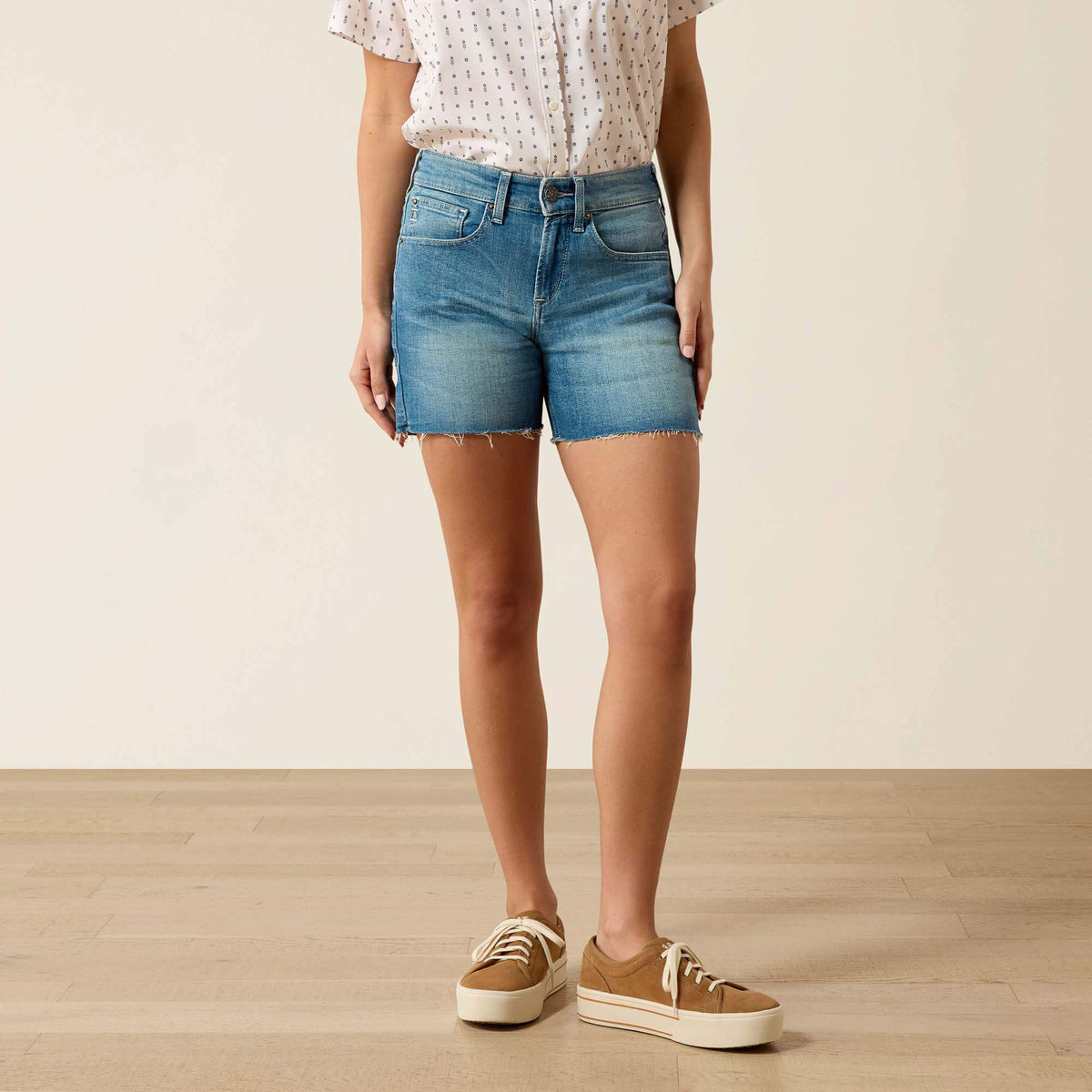 Women Perfect Rise Maren 5" Short | Ariat Discount