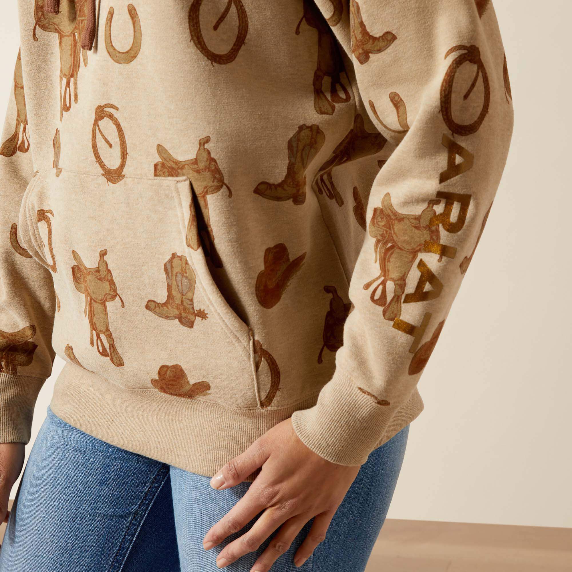 Women|Trends Ariat Logo 2.0 Hoodie | Ariat us