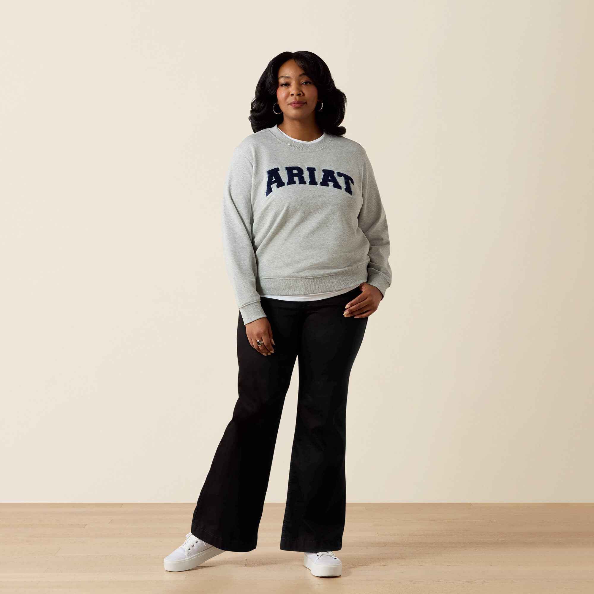 Women Essential Crew Sweatshirt | Ariat for sale