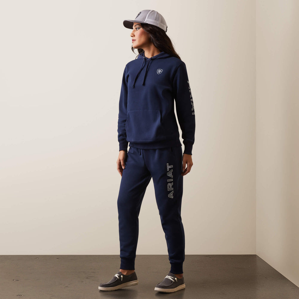 Women Ariat Logo Hoodie | Ariat us