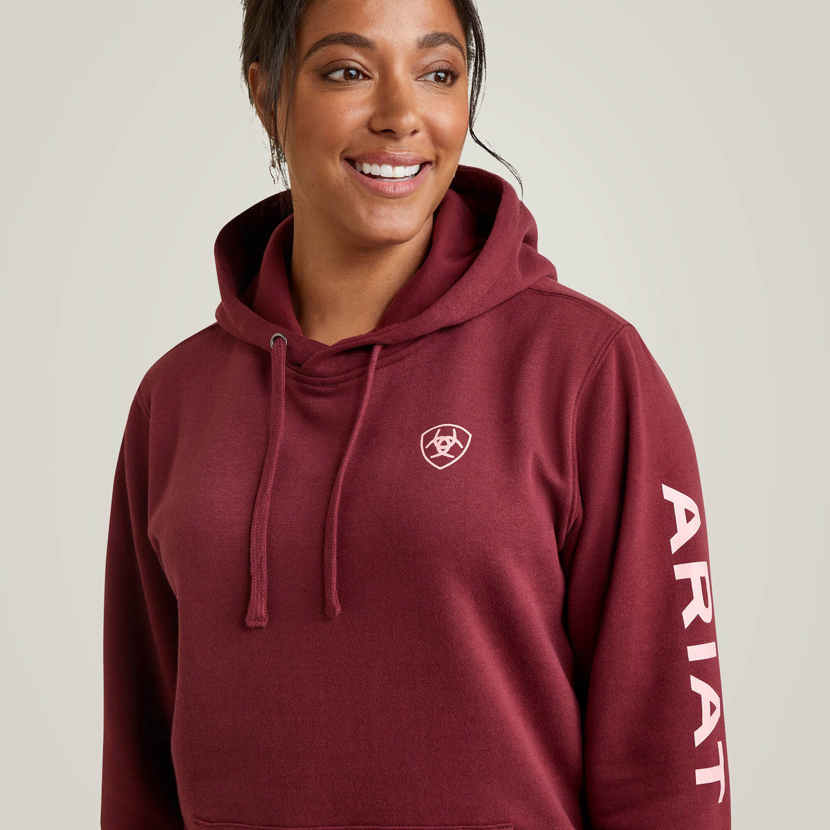 Women Ariat Logo Hoodie | Ariat us