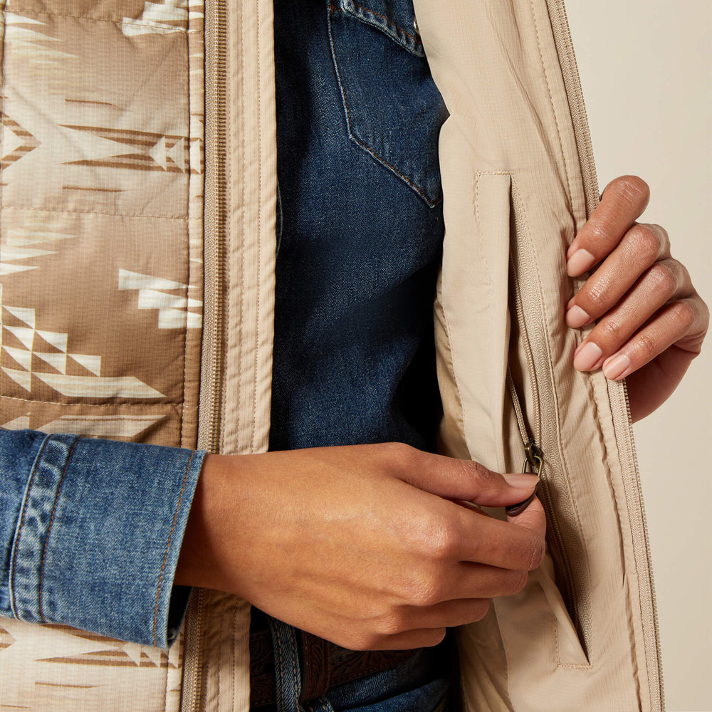Women|Trends Crius Insulated Vest | Ariat on sale