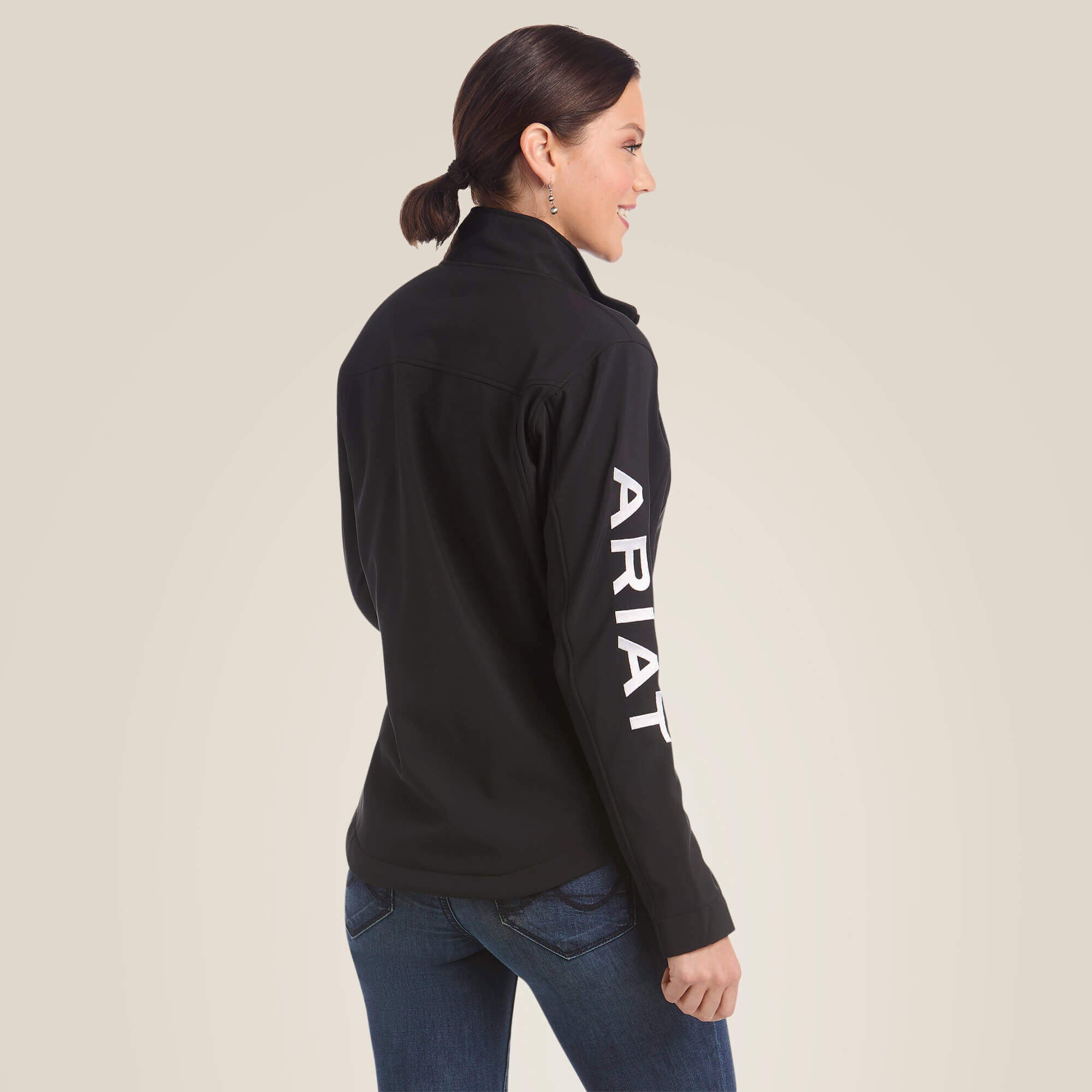Women New Team Softshell Jacket | Ariat Online