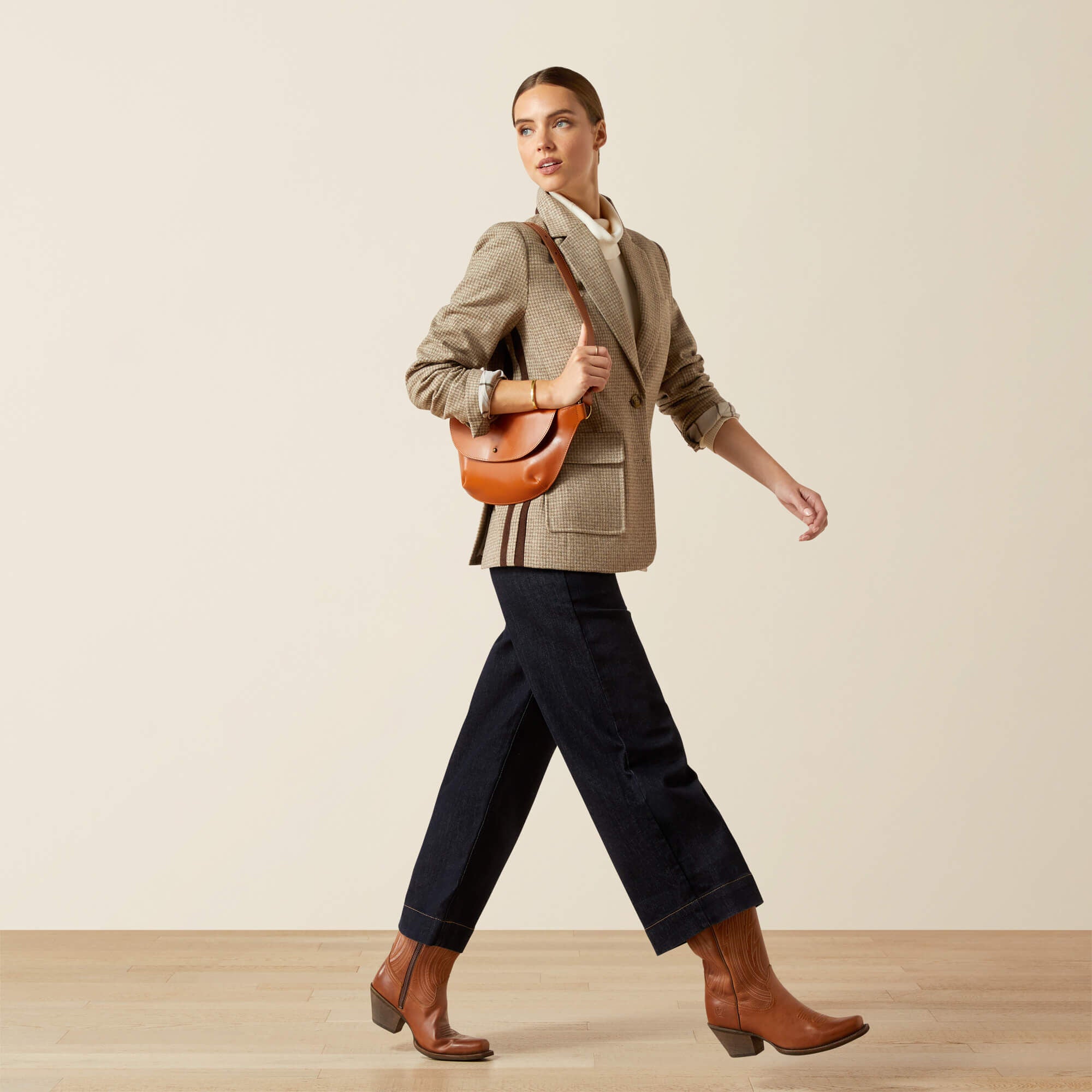 Women Beckfoot Blazer | Ariat near me