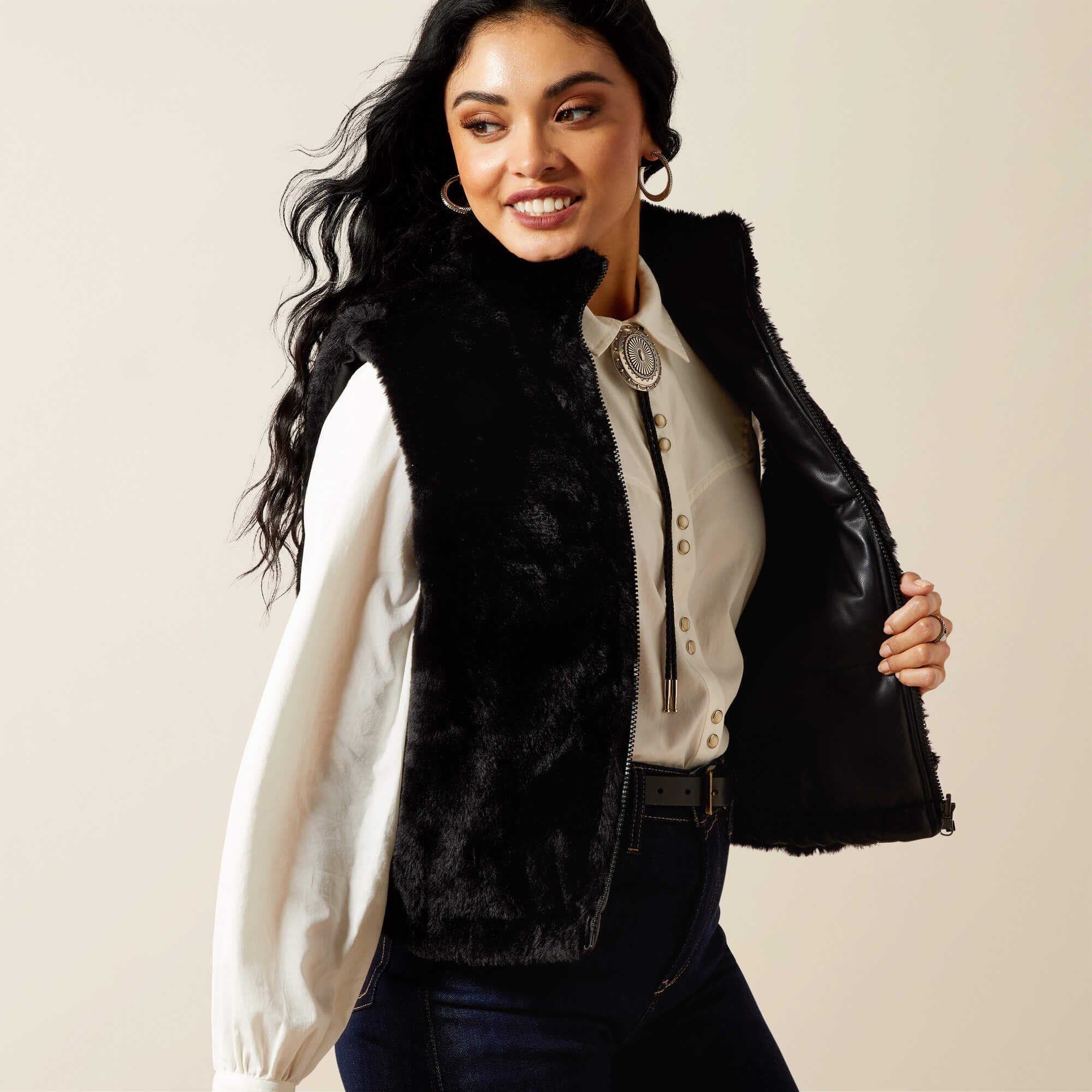 Women Echo Reversible Vest | Ariat Outlet