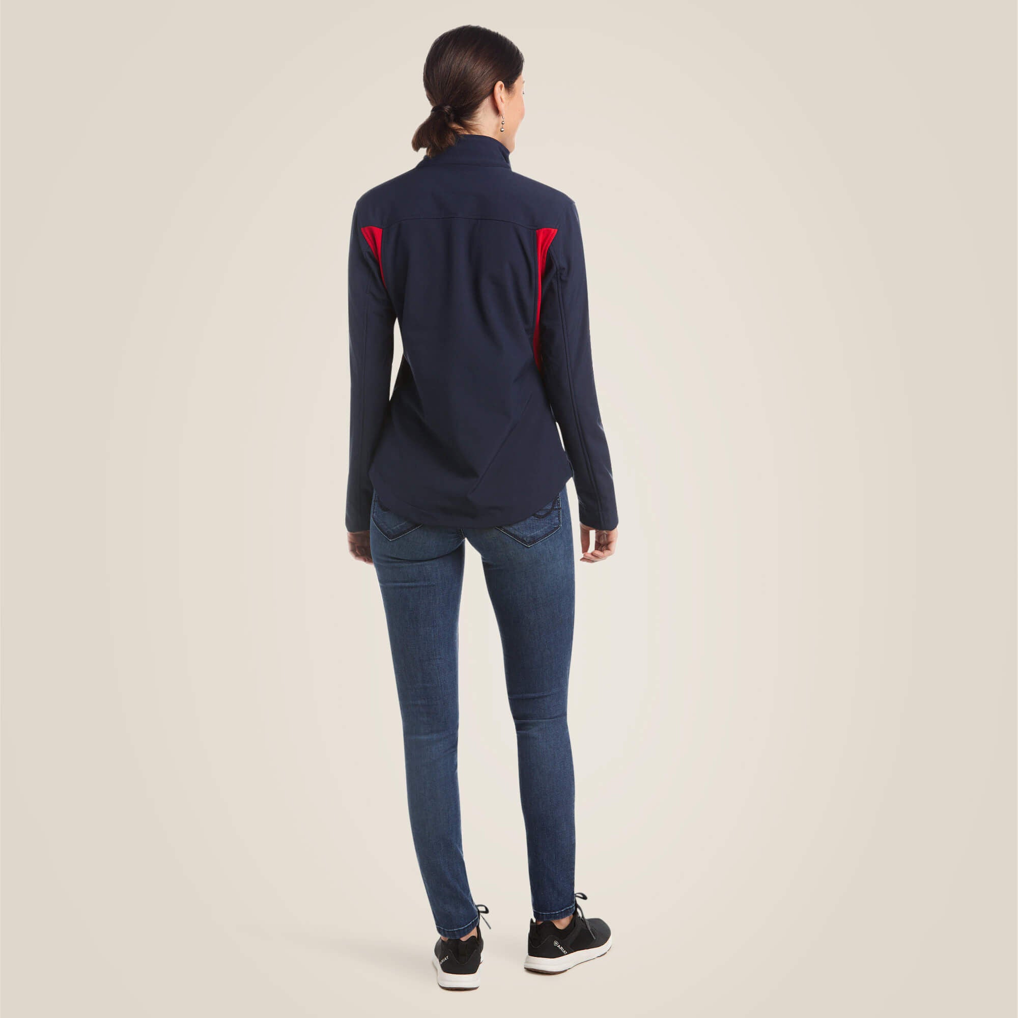 Women New Team Softshell Jacket | Ariat us
