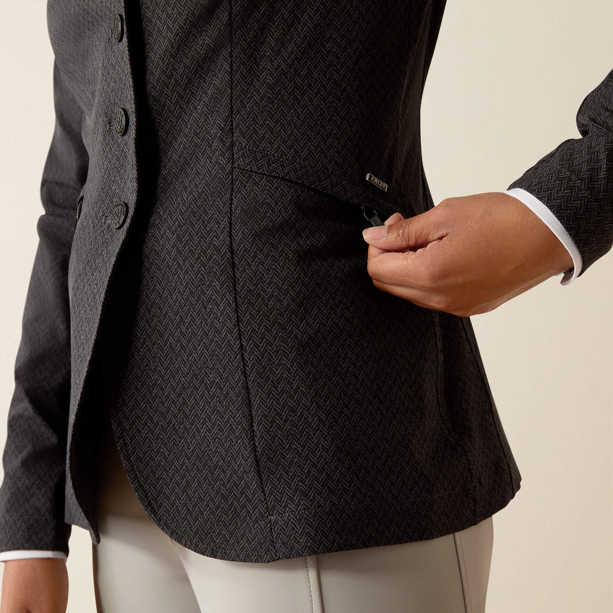 Women Artico 2.0 Show Coat | Ariat