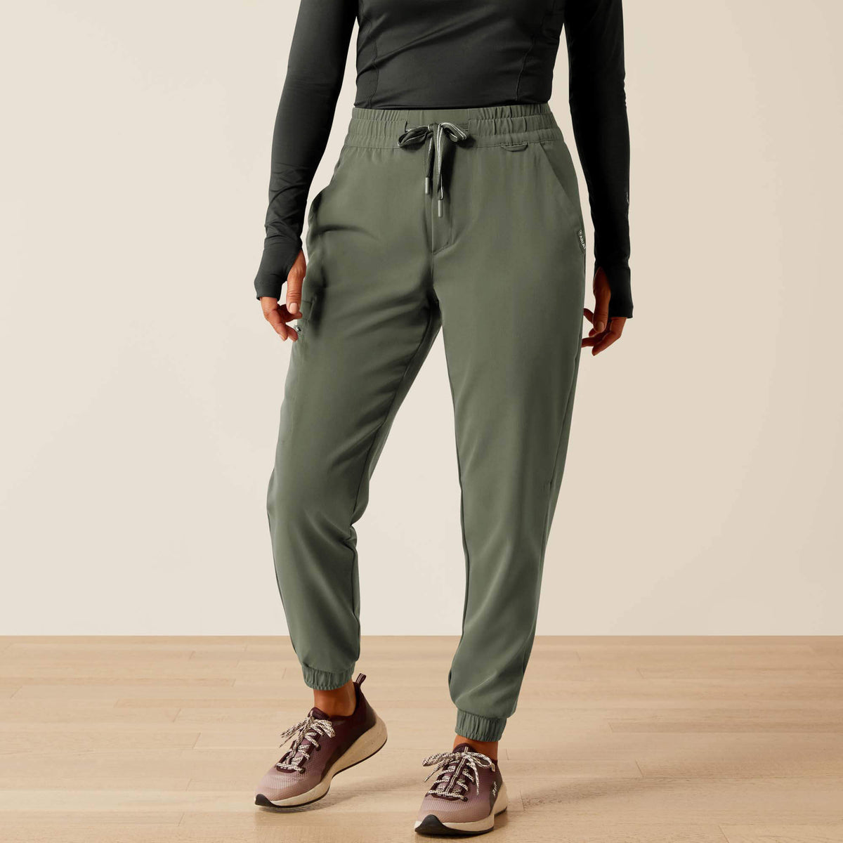 Women Blackwell Cargo Stretch Jogger Scrub Pant | Ariat