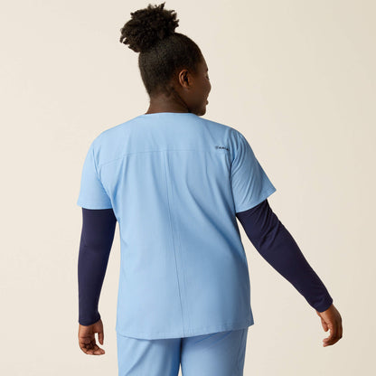 Women Clara 6 Pocket Scrub Top | Ariat Online