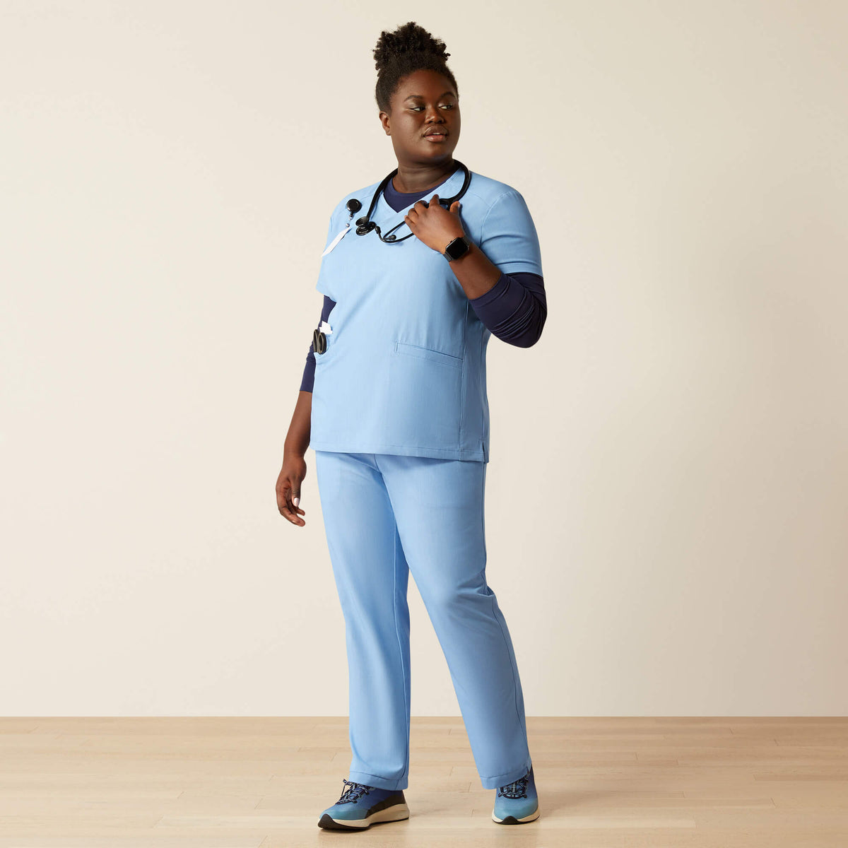 Women Clara 6 Pocket Scrub Top | Ariat Online