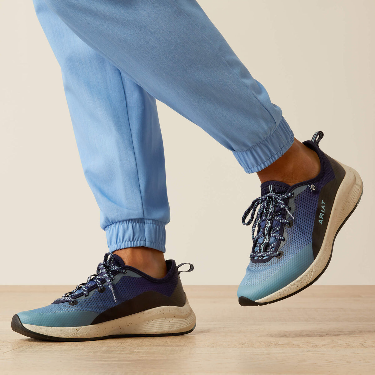 Women Blackwell Cargo Stretch Jogger Scrub Pant | Ariat Outlet