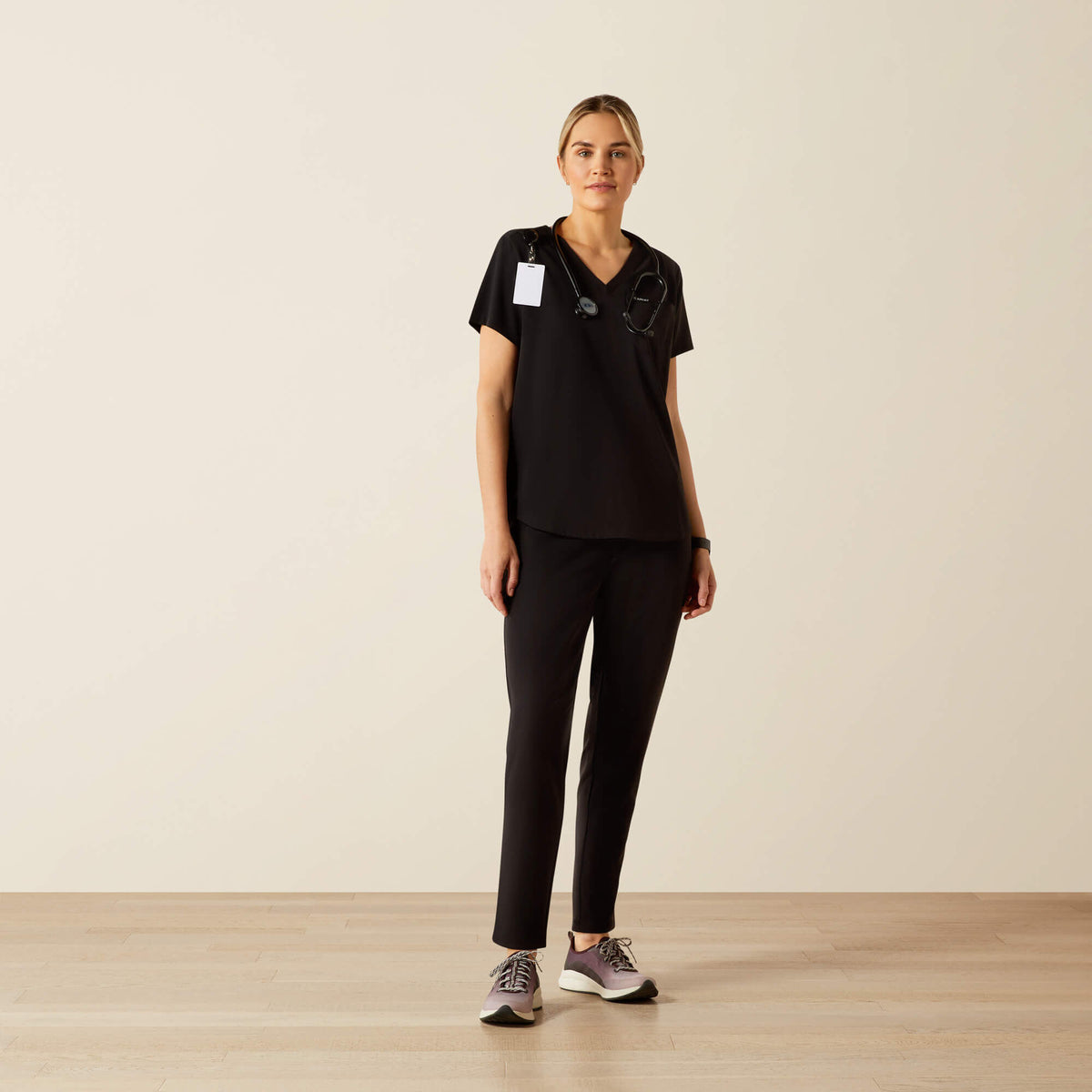 Women Beth Basic Scrub Top | Ariat