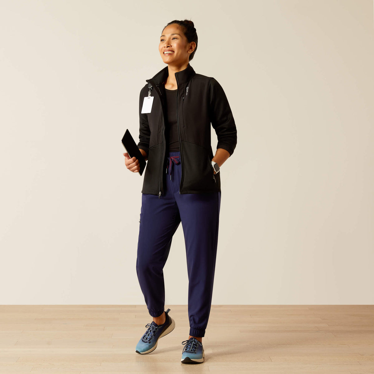 Women Sina Fleece Scrub Jacket | Ariat us