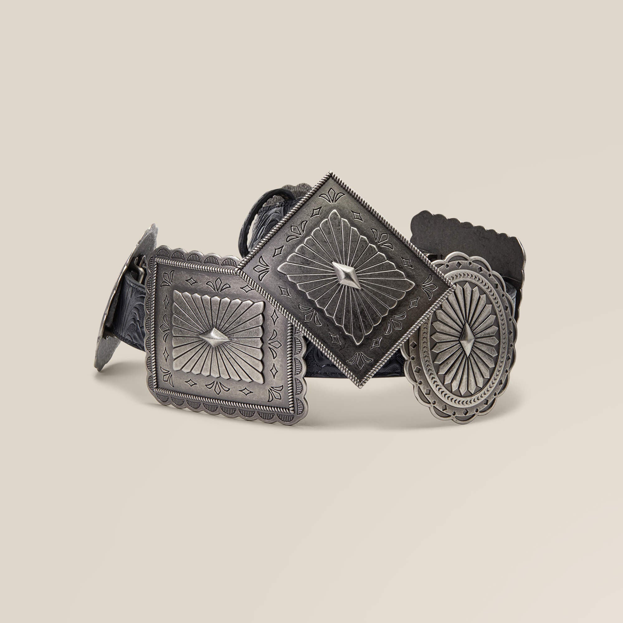Women Oval and Rectangle Concho Belt | Ariat