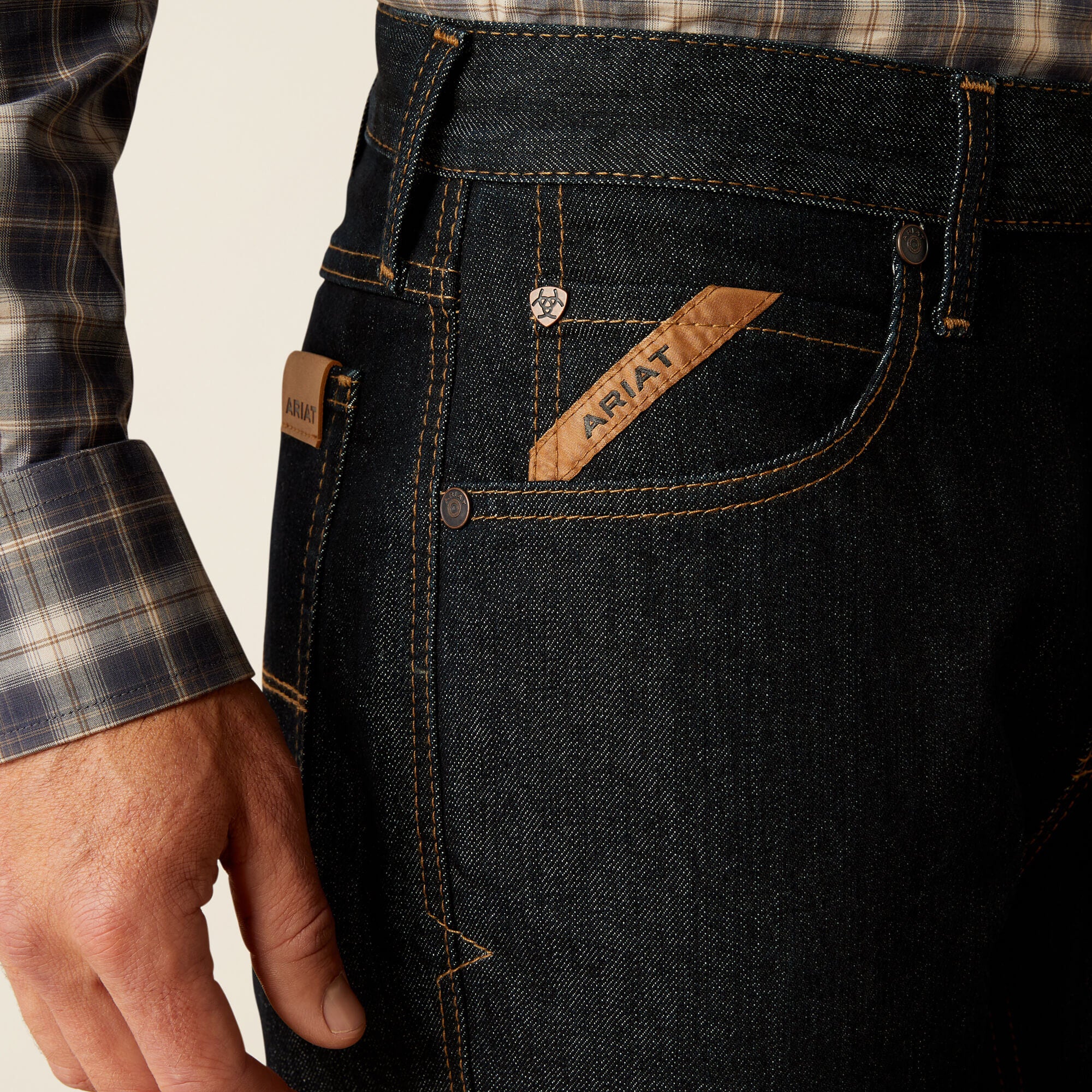 Trends M5 Blade Relentless Original Fit | Ariat Outlet