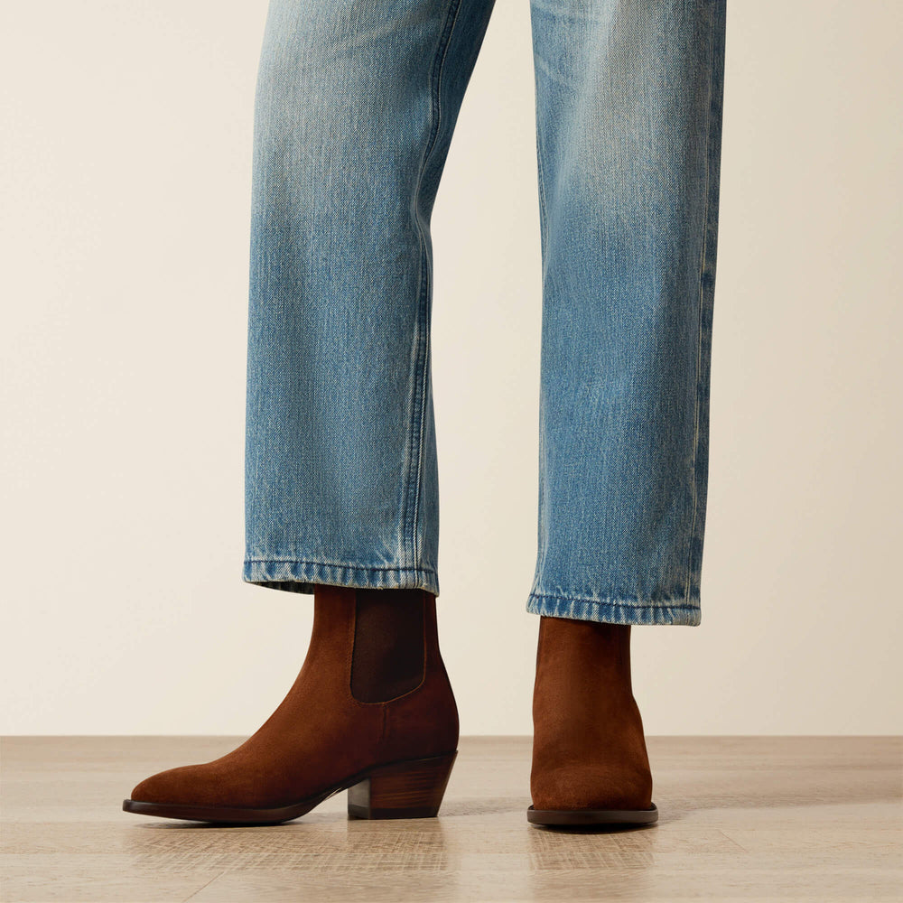Trends Ultra High Rise Cheyenne Yoke Tomboy Straight Leg Jean | Ariat for sale